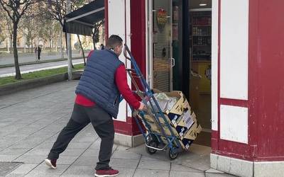 Martxoan baino 76 langabe gutxiago zenbatu dira apirilean Debagoienean