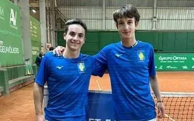 Mikel Urkiza Euskadiko tenis txapelduna izan da bikoteka junior kategorian