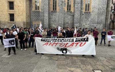 Errepresioaren aurkako aldarria hartu du Arrasatek