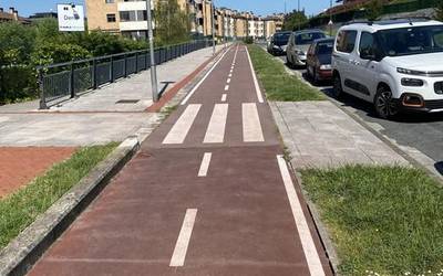 Ganbe, Aldekone auzoetako eta San Isidro elizaren inguruko bizilagunak, aparkalekuaren erabileragatik kezkatuta