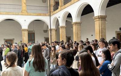 Elkarretaratzea deitu dute, Arrasaten izandako sexu-erasoa salatzeko