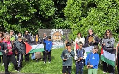 Laudioko ikastetxeak olibondo bana landatzen ari dira Israelek eraildako ume palestinarrak oroitzeko