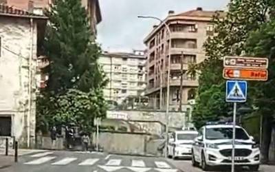Etxe okupatu bat husteko prozesua abiatu du Amurrioko Udaltzaingoa