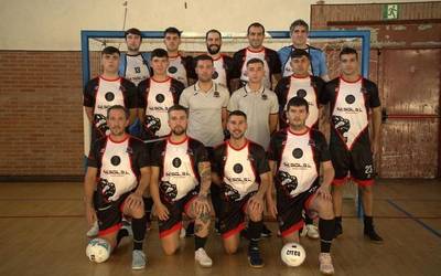 Urrestilla FS areto-futbol taldeak mailaz igotzeko aukera izango du zapatuan, etxean