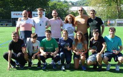 Futbol denboraldiari mahonero egunarekin esango diote agur Bergaran