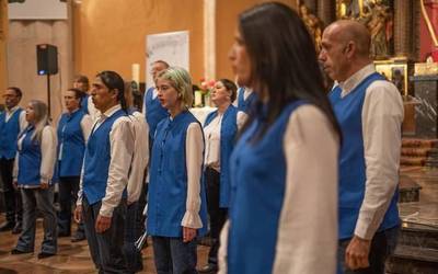Bi Hotsak taldeak jarri dio soinu banda Orduña Hiria Museoaren 7. urteurrenari