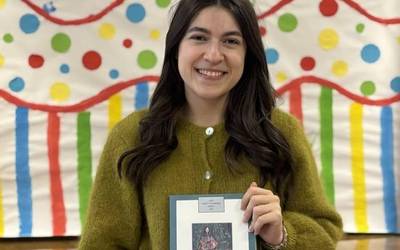 Lorea Jainaga: "Bi munduren arteko zubi lana egin zuen Lourdes Iriondok"