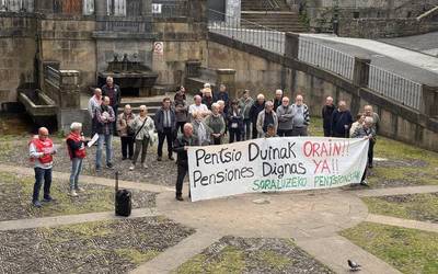 Pentsioen osagarritasunaz batera, “gerraren kontura etekin eskandalagarriak lortzen ari direnei zergak igotzea” eskatu dute