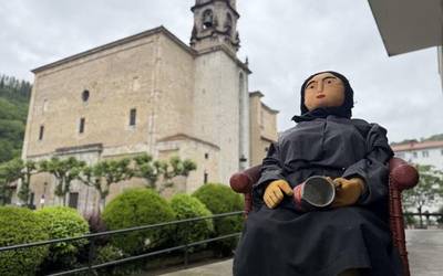 Oxirondon jarriko duten oholtza nagusia izango da "jaiei kaixo esateko balkoia"
