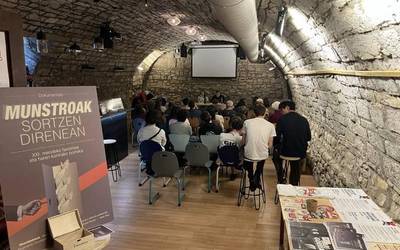 'Munstroak sortzen direnean': faxismoaren forma berriei buruzko dokumentala Durangaldera ailegatu da