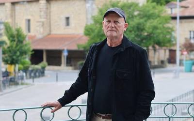 "Gutxitan begiratzen dut atzera, baina egiten dudanean da aurrera egin daitekeela gogoratzeko"