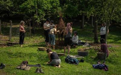 Basa zikloaren bigarren saioa: Permakultura, natura, artea eta antzerkia
