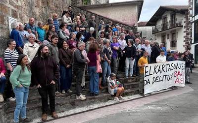 Flotillari elkartasuna adierazteko Beran ere elkarretaratzea eginen dute