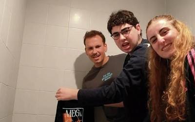 'Salba ezazu xolomua' sketcharen parodia, Gaztetxeen Topaketetan parte hartzera deitzeko
