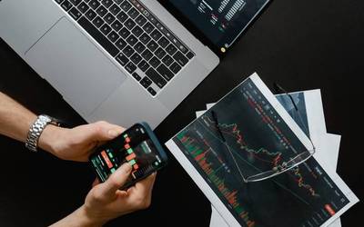 Enpresen digitalizazioa bultzatzeko sentsibilizazio saioa eskainiko du UKUEk