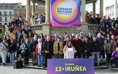 Durangoko euskalgintzak autobusa antolatu du ekainaren 13ko manifestaziora joateko