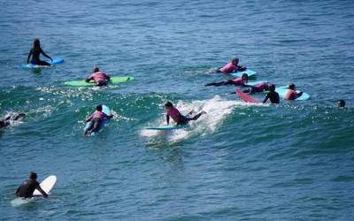 IPAR Surf & Skate Eskolak uda osorako eskaintza berezia prestatu du Deban eta Eibarren