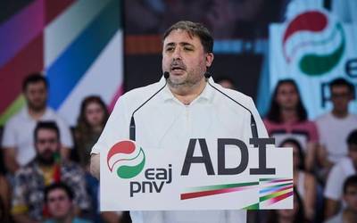 EAJk Nafarroan "gobernu pluralak ahalbidetzeko" orduan duen zeregin "erabakigarria" nabarmendu du Iglesiasek