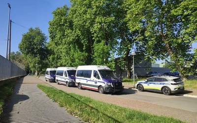 URSSA eta EGAko fabrikak hartu ditu Poliziak