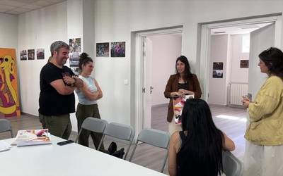 Proiektu feministak sustatzeko beka martxan dago