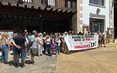 Lan baldintzak "okertu" egin direla salatu dute Añanako osasun langileek