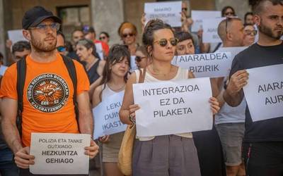 Laudio Goikoa zentroaren itxierari ez, Euskal Eskola Publikoa defendatu!