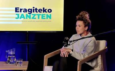 "Nerabeei eskatzen diegu euskaraz egiteko, txikienek eredutzat izan ditzaten"