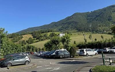Mintxetako aparkalekua itxita egongo da gaur eta bihar, margoketa lanengatik