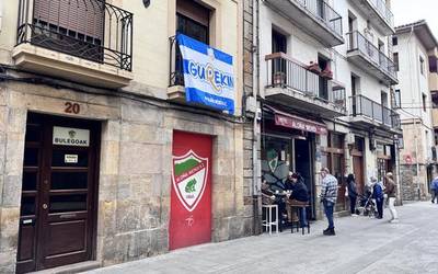 Zuzendaritza berritzeko ezohiko batzarra du gaur Aloña Mendik