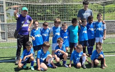 Zortzi futbol eta saskibaloi eskolak jokatuko dute Mallabia Cup