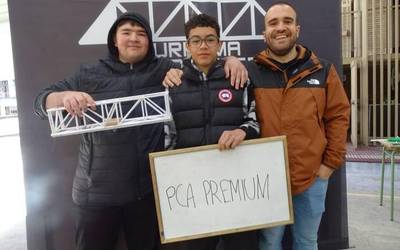 Paperezko zubiak eginez hainbat gauza ikasi dute ikasleek