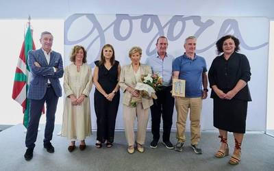 Cosme Ayala eta Manuel Hernáez milizianoen gorpuzkiak eman dizkiete beren familiei