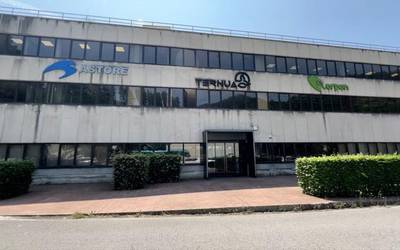 Astorek gordeta zuen stock guztia erosi du Errioxako Maspormenos enpresak