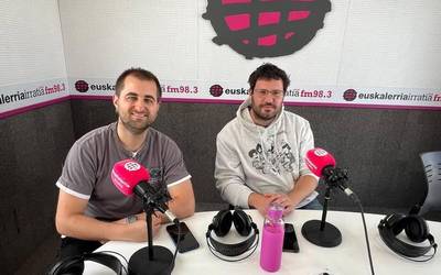 40 urte txantrearrak dantzarazten