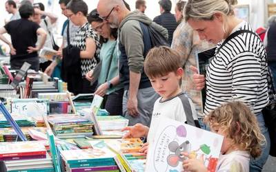 Ziburuko Euskal Liburu eta Disko Azoka larunbatean izanen da