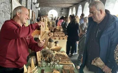 Igandean eginen dute Leitzako eta inguruko artisauen eta eskulangileen azoka