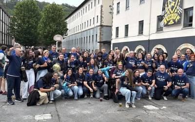 Igoera ospatuta borobildu du Bergara KE-k neska futbolarien topaketa
