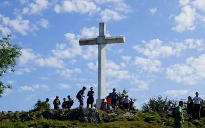 Sei hamarkadaz Pagoeta egunaz gozatzen