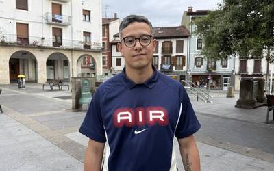 Naoufal Nasrdine: "Sekula Euskal Herrian biziko ez zela uste zuen almeriarra naiz, eta hemen nago"