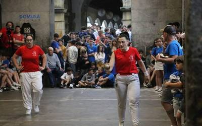 Emakumeei ahotsa ematera dator aurten Pilotari Eguna