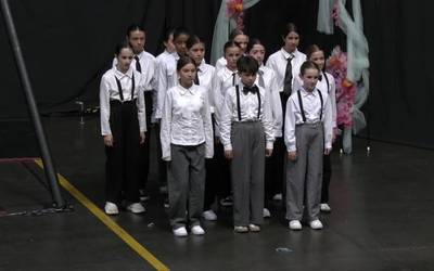 Urtean landutako dantzak erakutsi dituzte jende aurrean Candem Danceko ikasleek