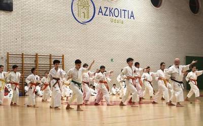 Kanku karate eskolako ikasleek ikasturte amaierako jaialdia eskainiko dute bihar