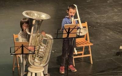 Elgetako musika ikasleek ikasturte amaierako kontzertua egingo dute eguenean