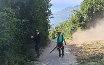 Lakuntzarrak auzolanean