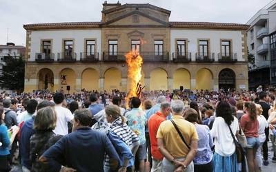 Udako solstizio jaia ospatuko dute San Juan gauean Algortan