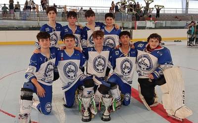 Lau titulu eskuratuta, Burdinola Hockey Kluba lehiakor aritu da aurten ere