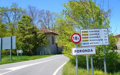 69 urteko txirrindulari bat hil da Forondan istripu batean