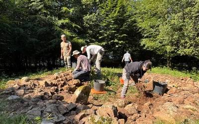 Dolmenen Ibilbideko Kereixetako-Egia Iparra tumulua industen hasi dira aste honetan