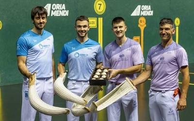 Erremontari-Sagardoaren Txapelketako finalerako pilotak bereizi dituzte