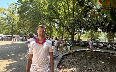 Ugaitz Martinez: "Oinez Txokoa euskararen txokoa da sanferminetan"